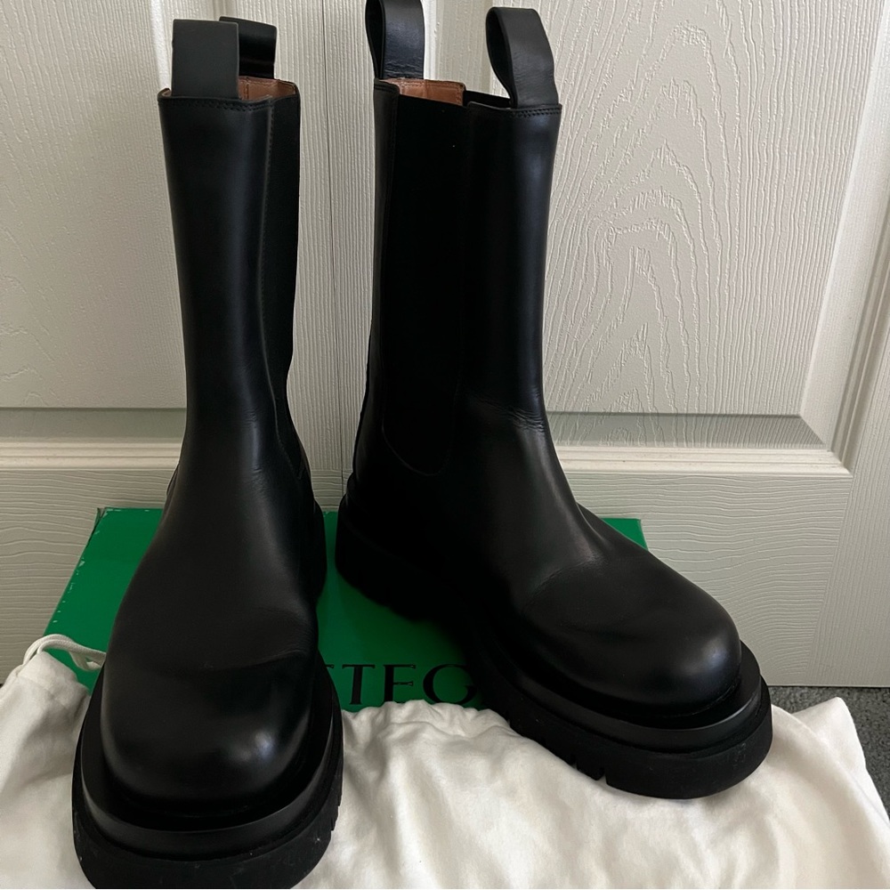 Bottega Veneta Lug Boot in Black
